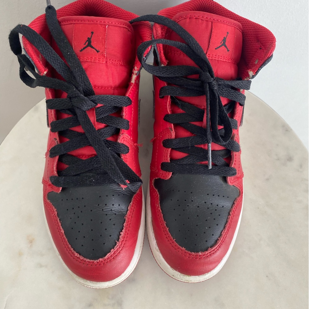 Kids Air Jordans, Red and Black Size 3